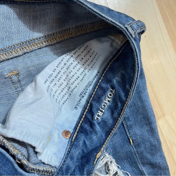 American Eagle Outfitters Women's Tomgirl Distressed High Waisted Jeans Size 6R - Picture 9 of 10